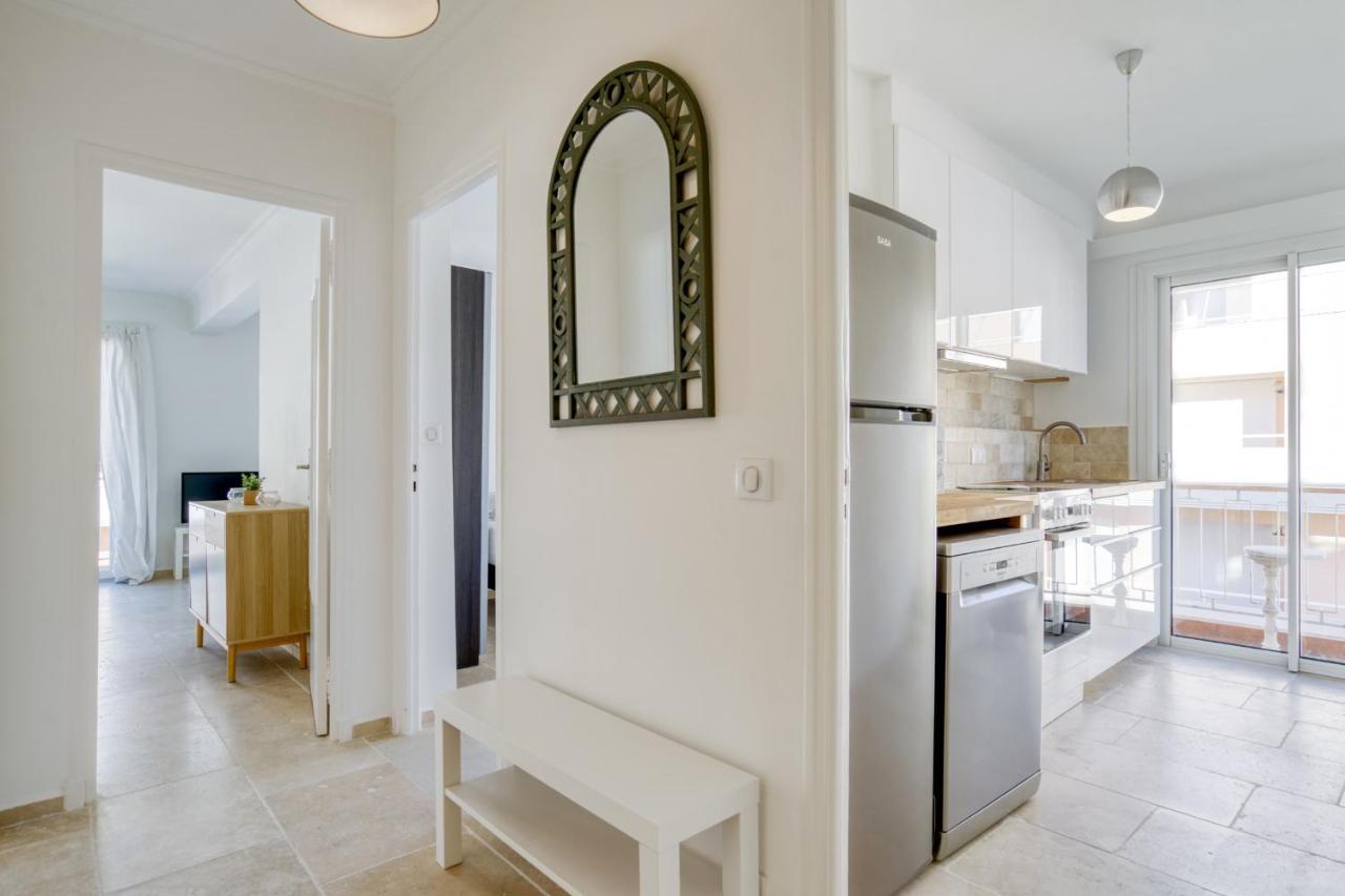 Appartement Bricka - Welkeys Антиб Екстериор снимка